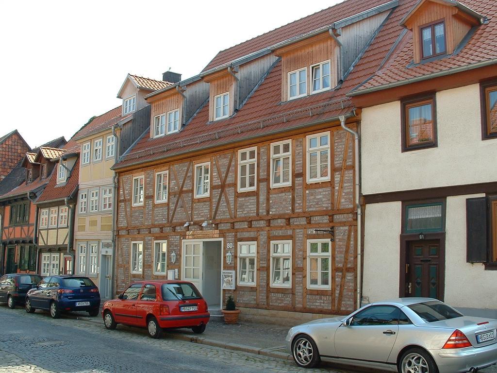 Apartmenthaus Im Augustinern クヴェードリンブルク エクステリア 写真